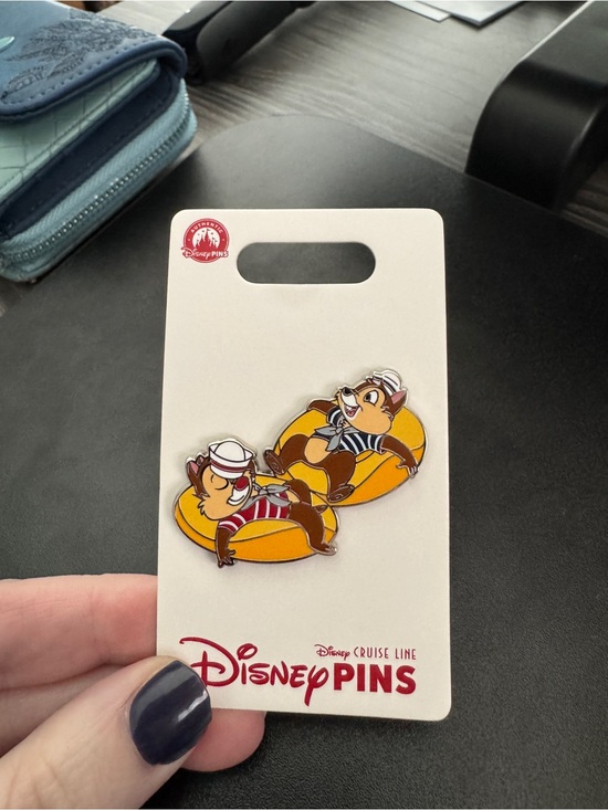 Disney Accessories - Disney Cruise Line DCL Inner Tube Chip & Dale OE Pin